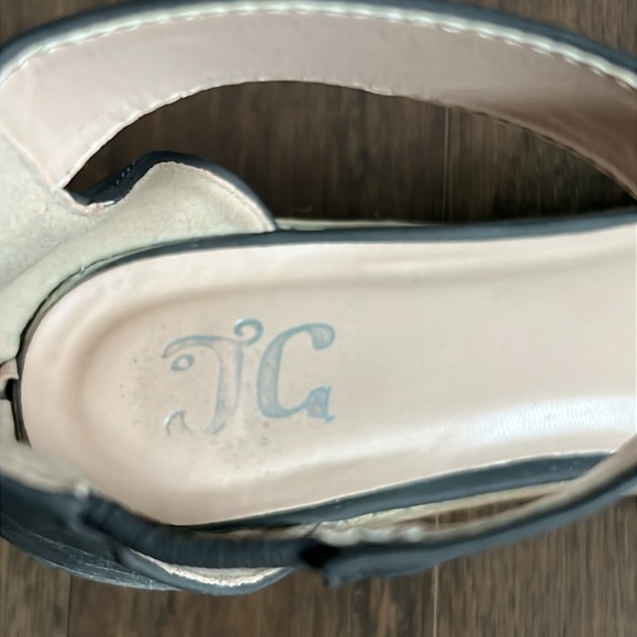 Journee Collection Percy Strappy Heels - Picture 7 of 12